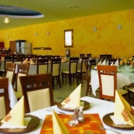 Regia بايموتْسْ
